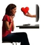 Las Redes Sociales Y El Amor: ¿un Romance Peligroso?