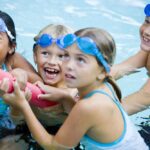 3 Cosas Que Pueden Pasarle A Tus Hijos Si Se Meten En La Piscina Justo Despues De Comer